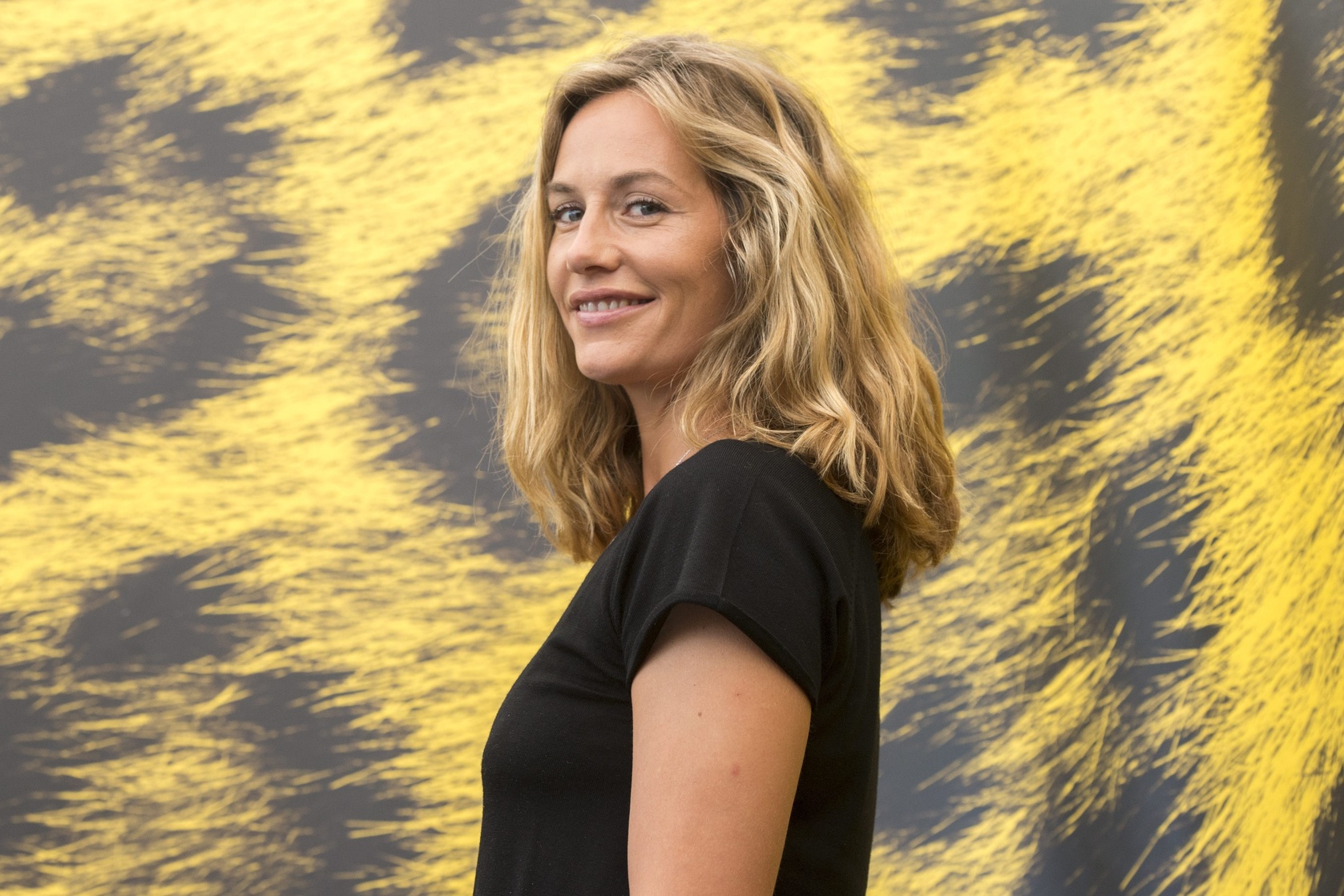 Cécile De France