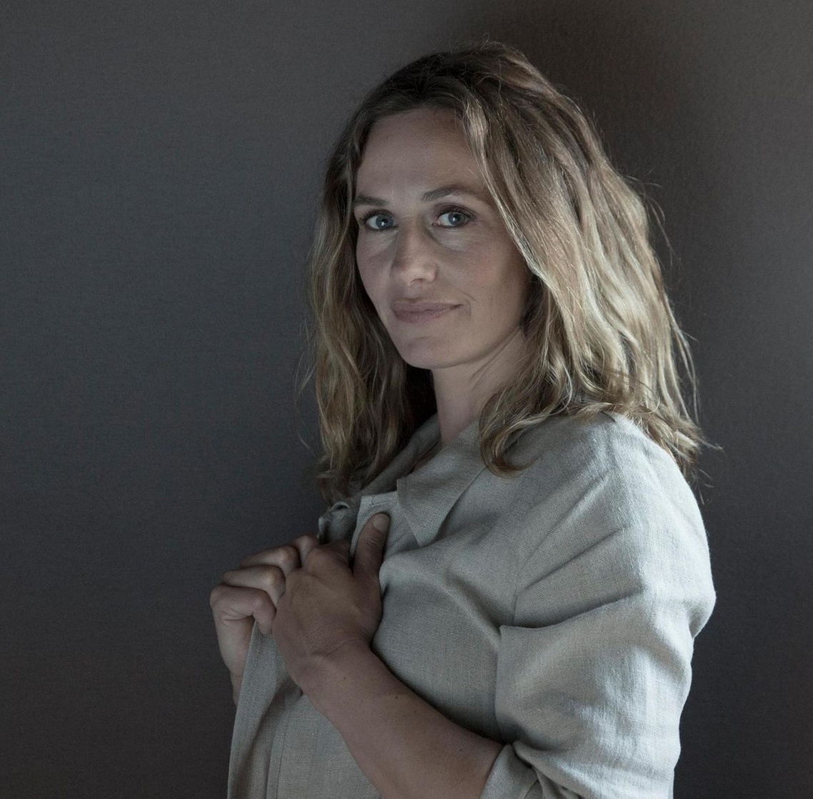 Cécile De France