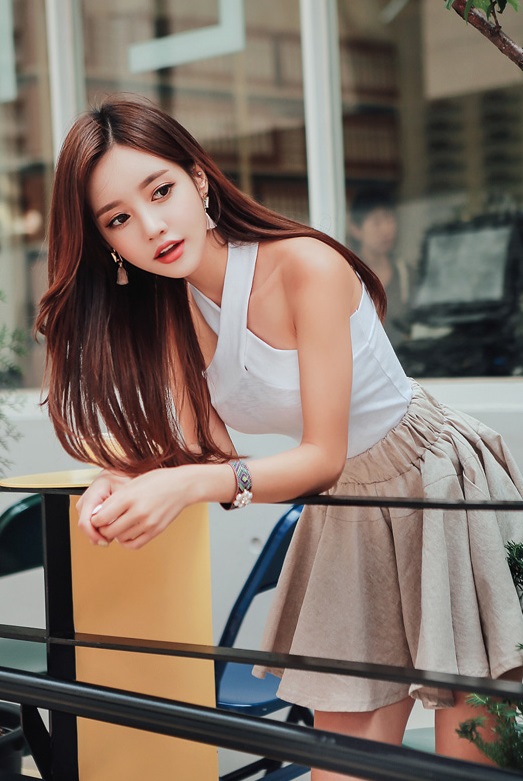 Picture of Son Yoon Joo