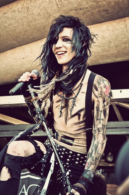 andy sixx shirt