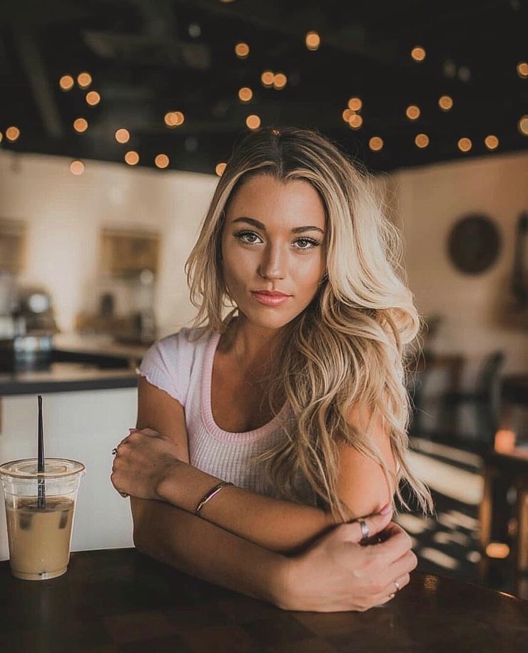 Jadelyn Breier. image