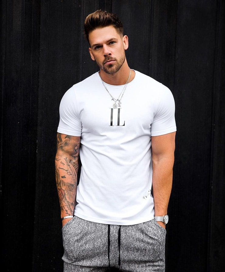 Joss Mooney gay