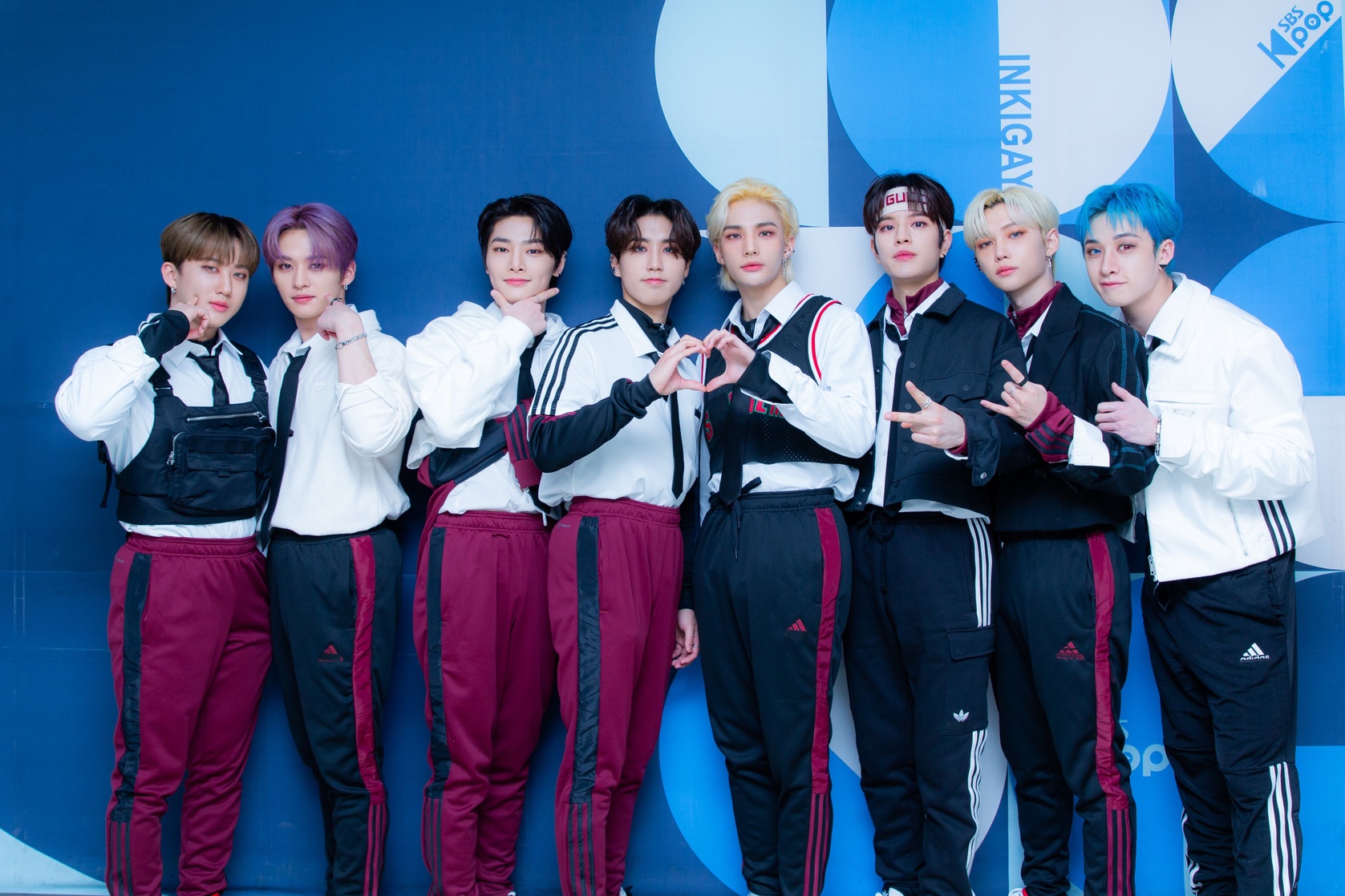 Stray Kids