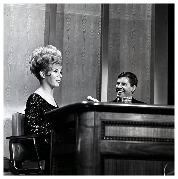 Kaye Stevens, Jerry Lewis
