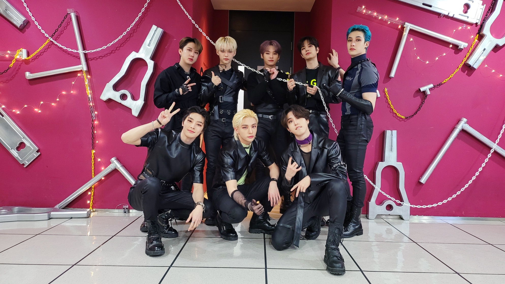 Stray Kids