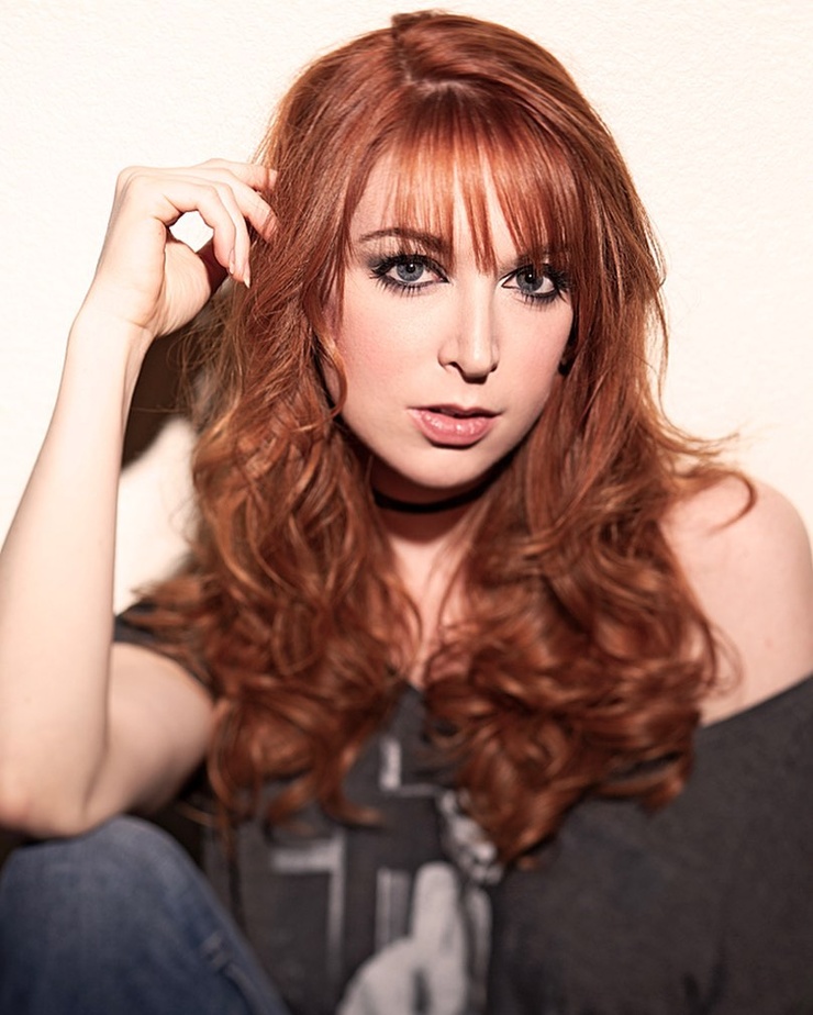 Picture of Lisa Foiles