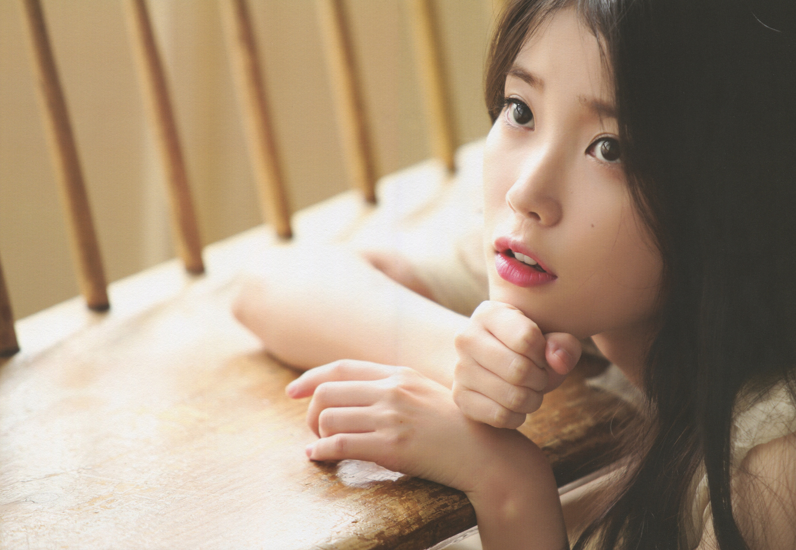 IU