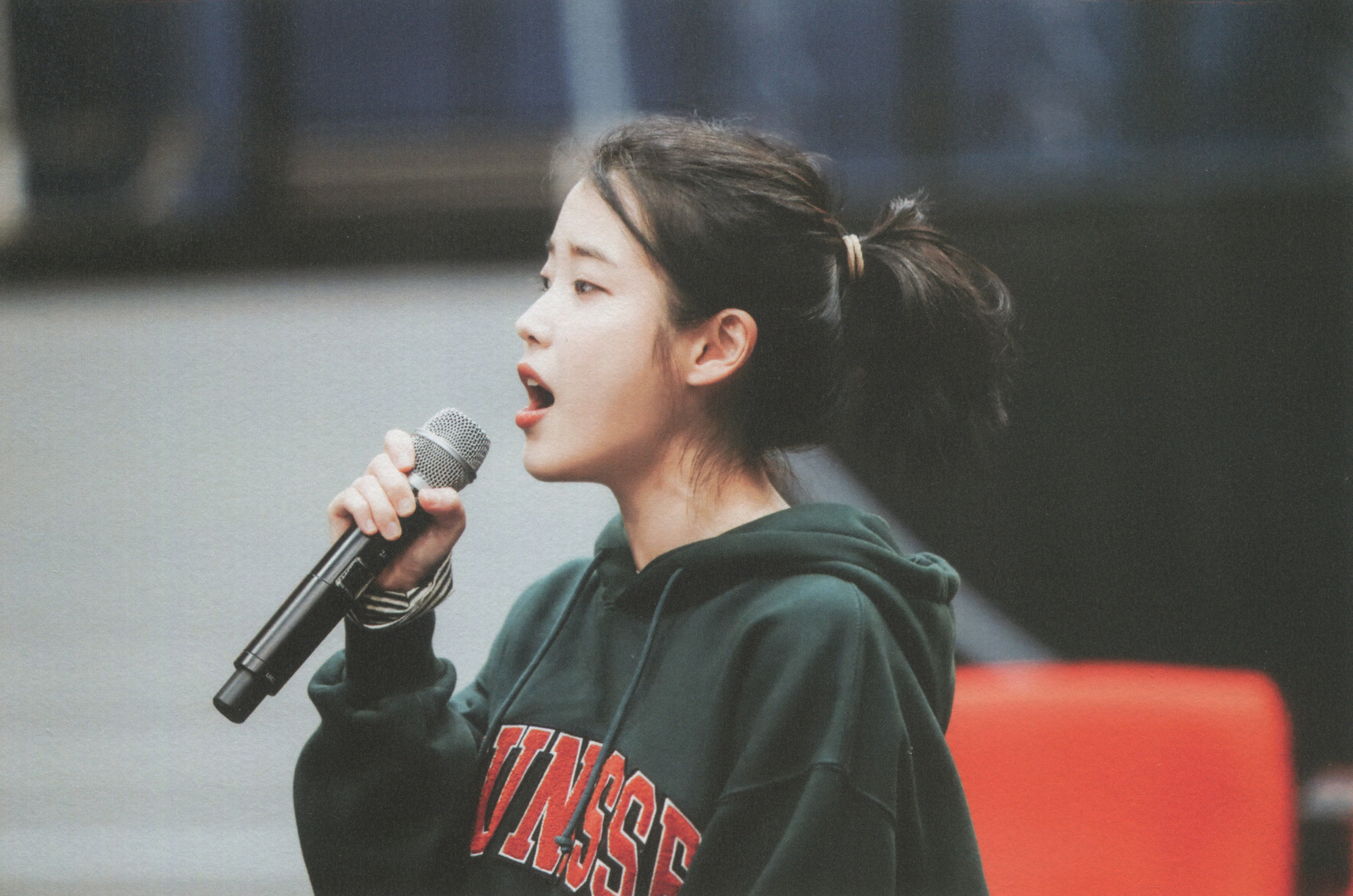 IU