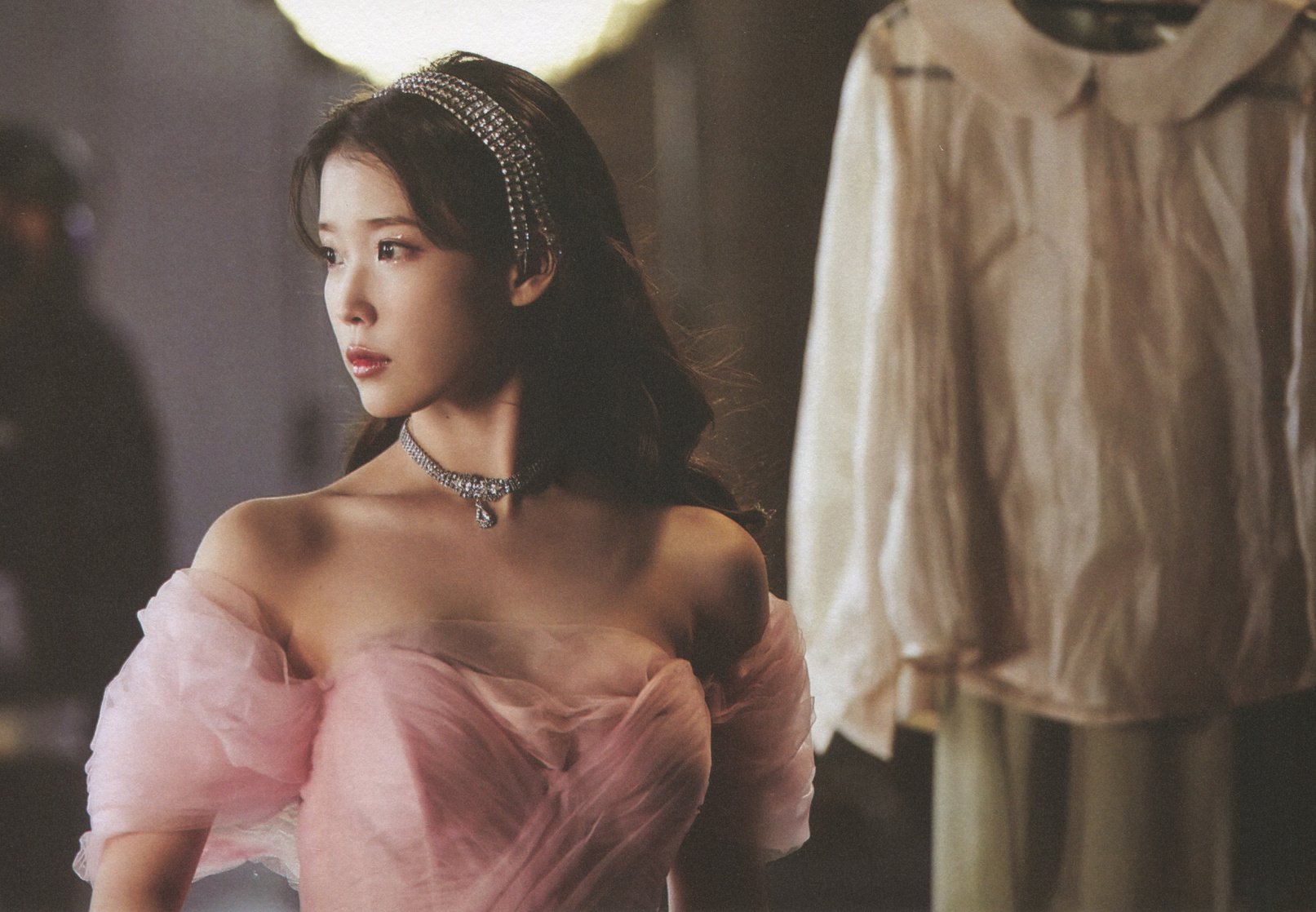 IU