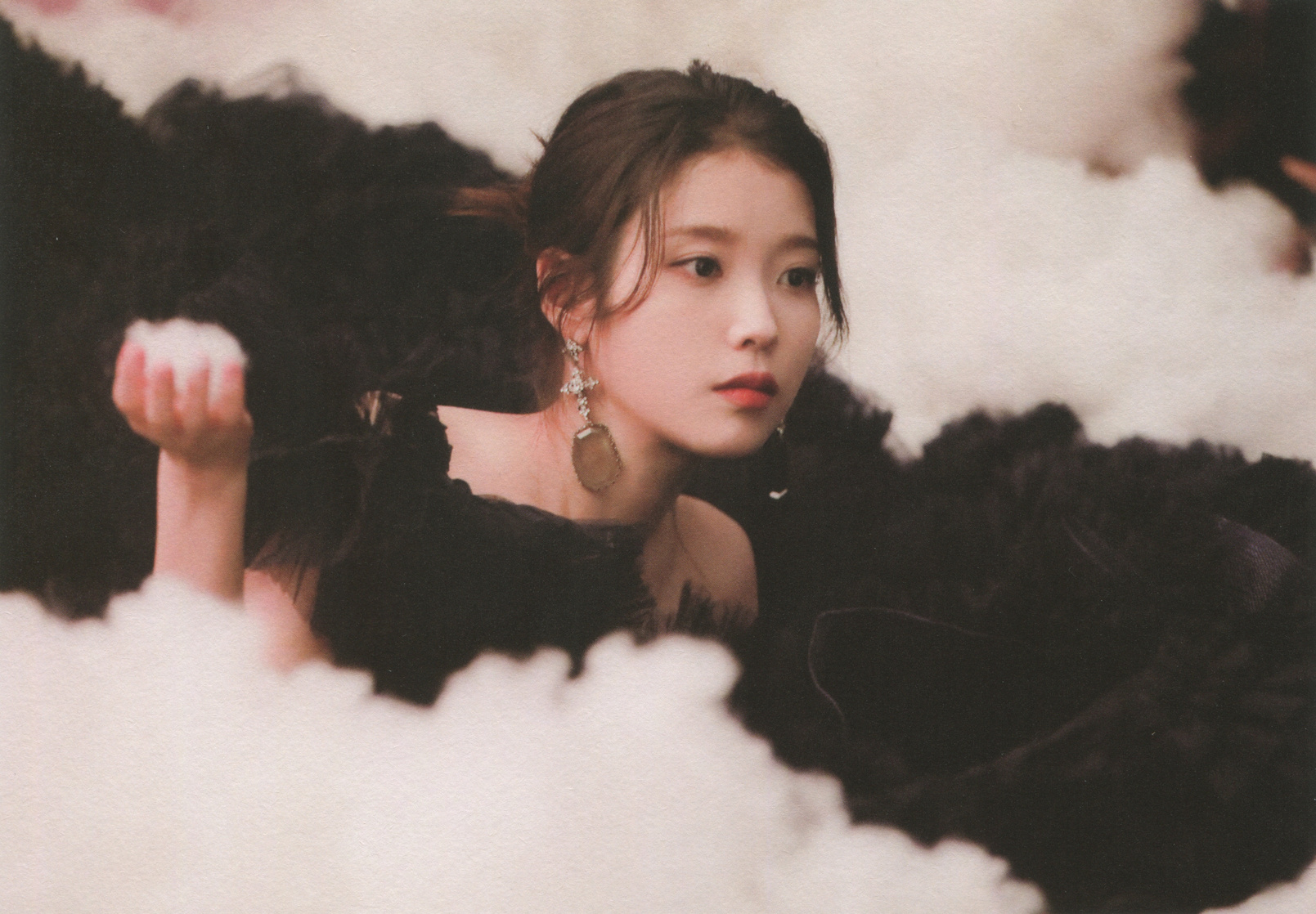 IU