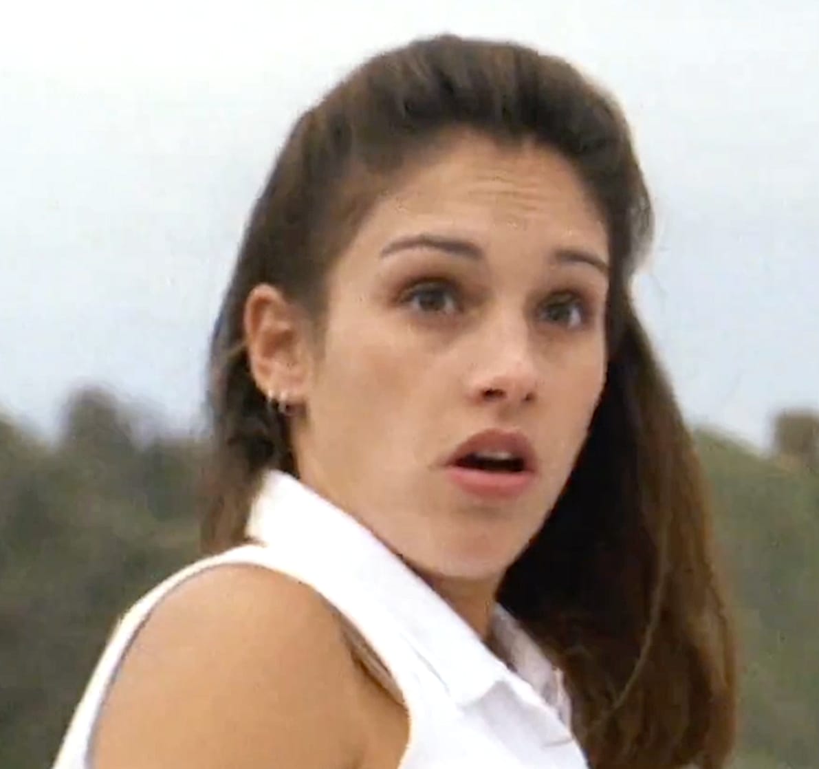 Kimberly Hart (Amy Jo Johnson)