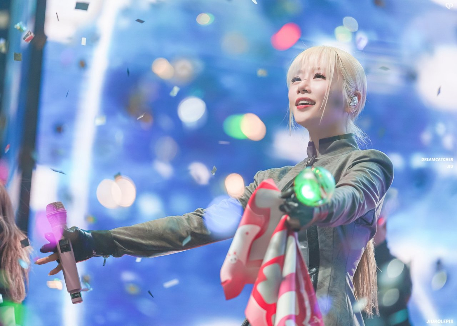 Ji-U picture