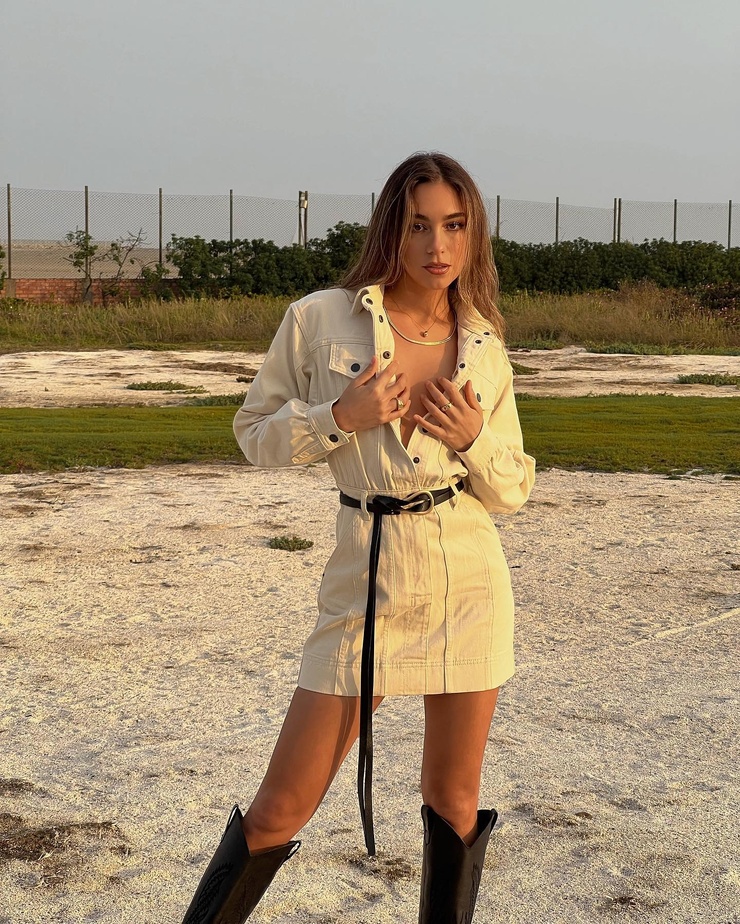 Picture of Luana Barron