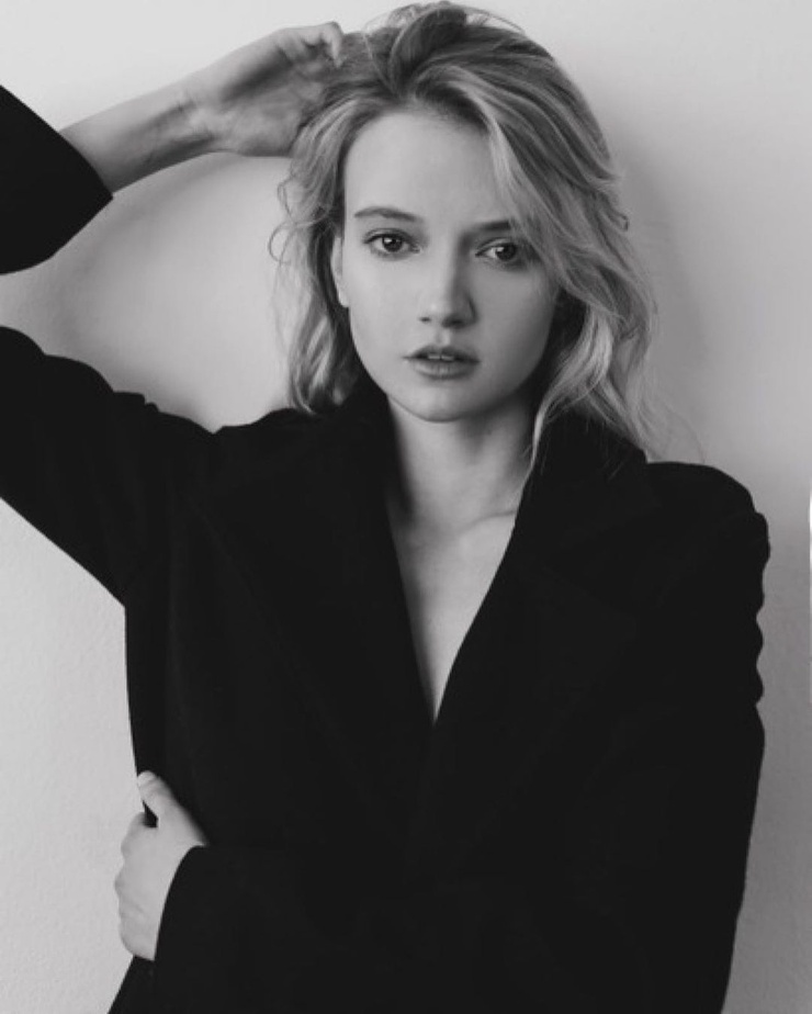 Picture of Anna Fischer model