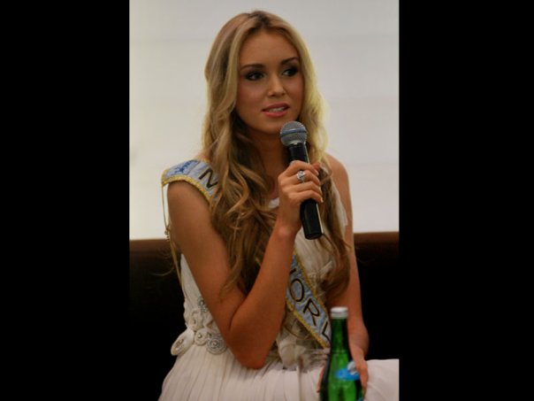 Ксения Сухинова Фото