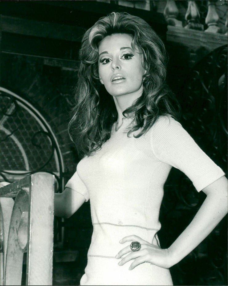 Picture of Marianna Hill