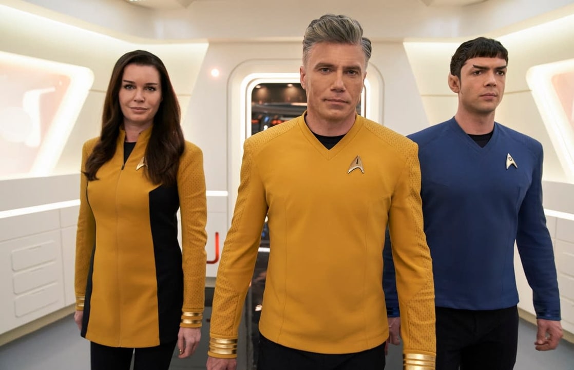 Christopher Pike (Anson Mount)