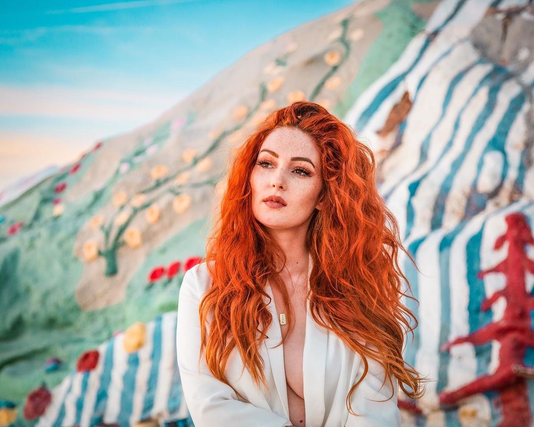 Nicole Simone