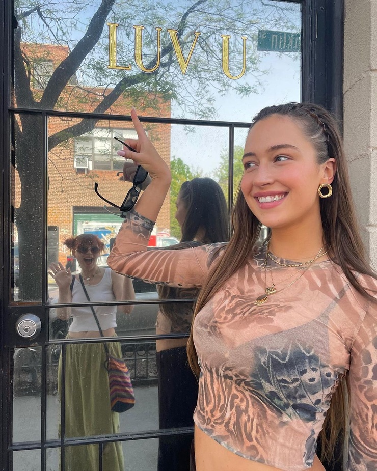 Elsie Hewitt image