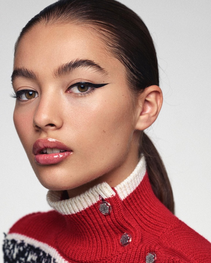 Image of Claudia Vega model