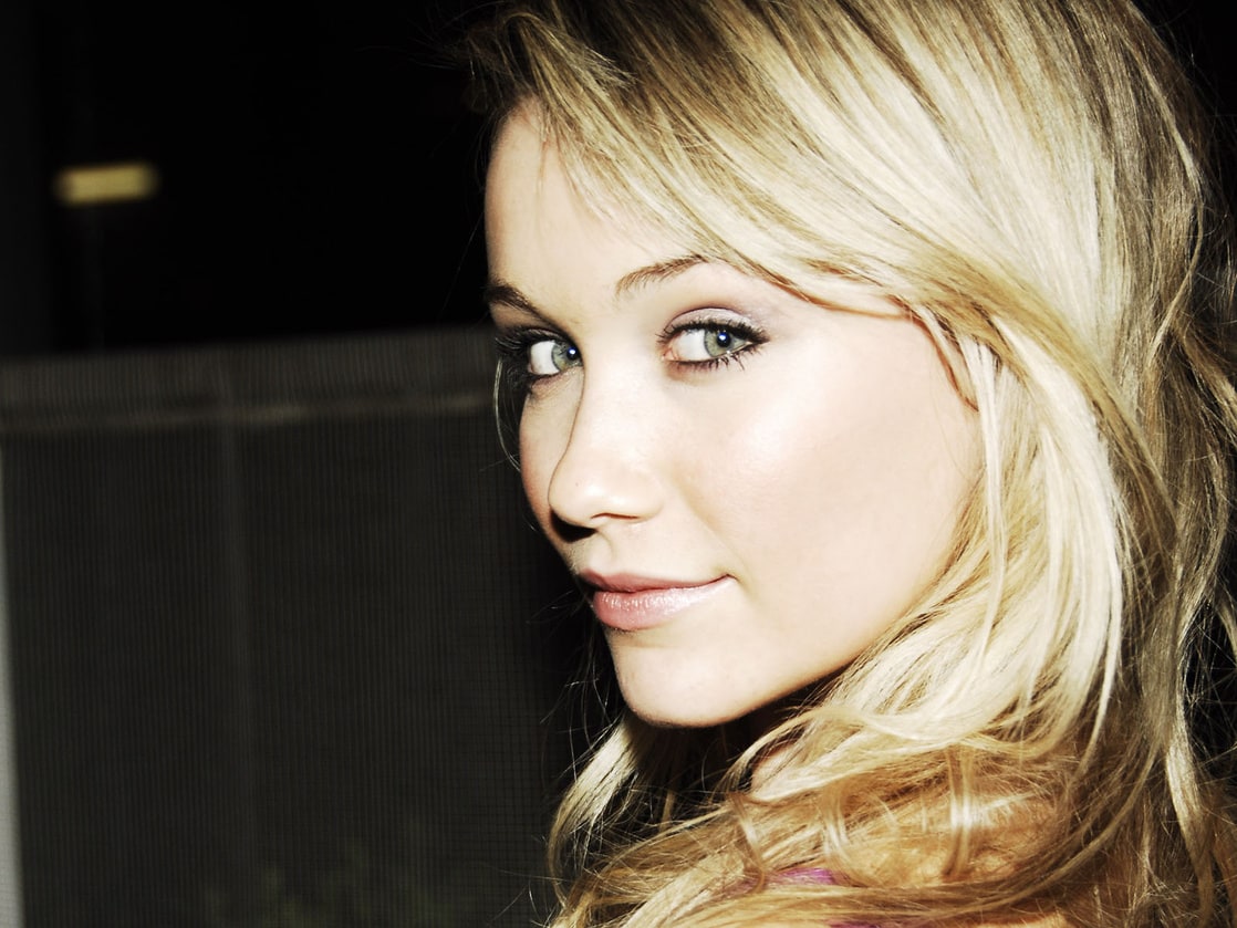 Picture of Katrina Bowden