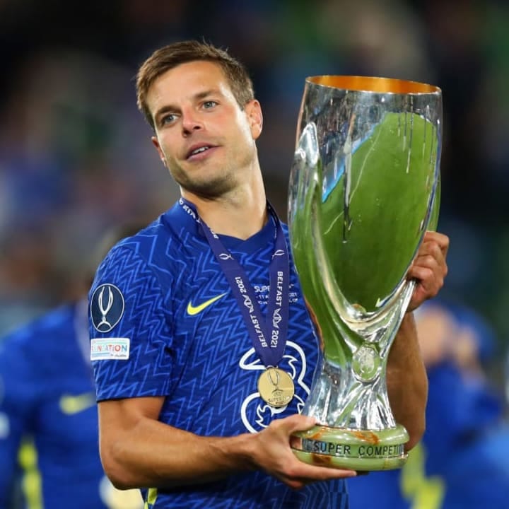 Azpilicueta with UEFA Super Cup trophy