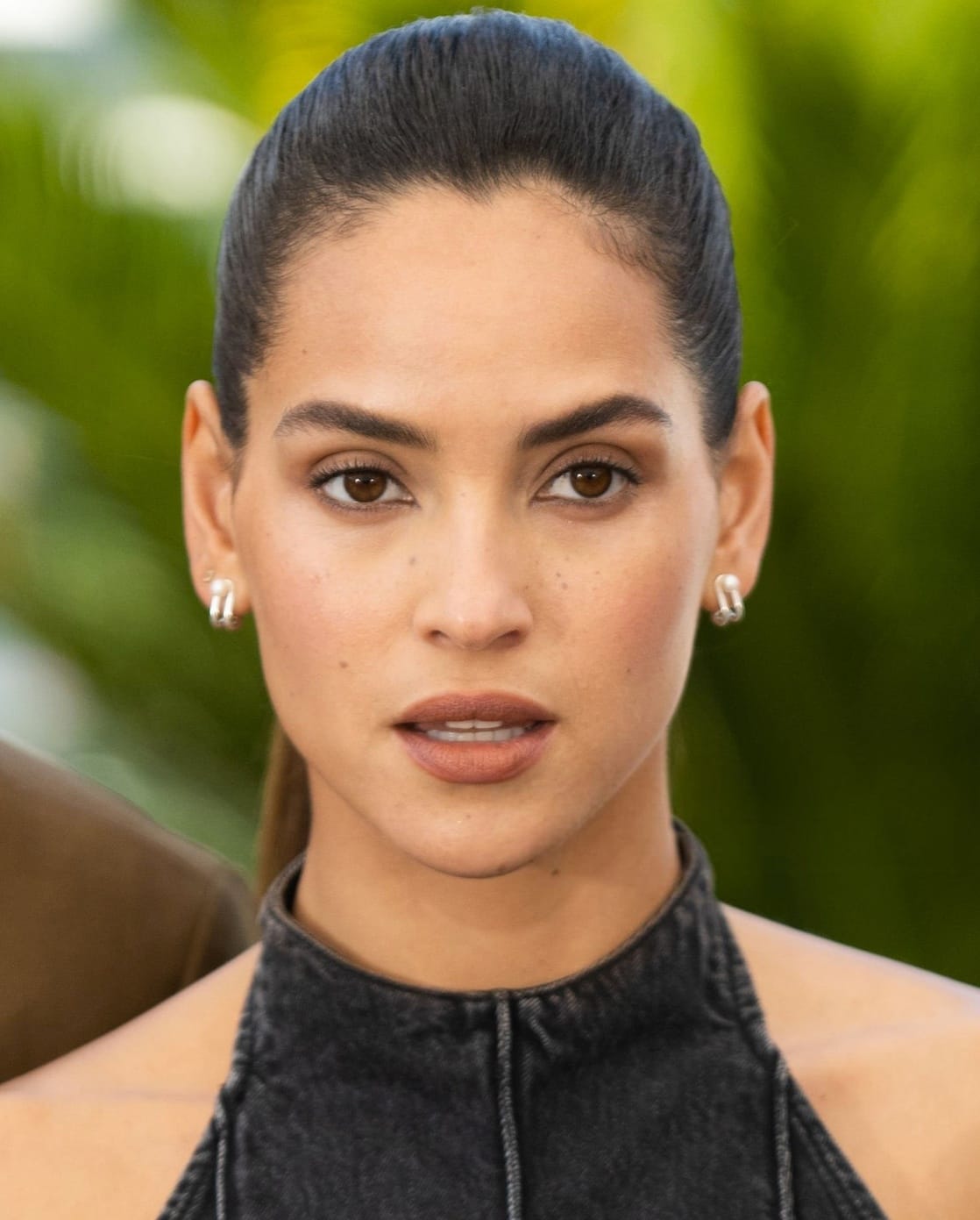 Adria Arjona picture