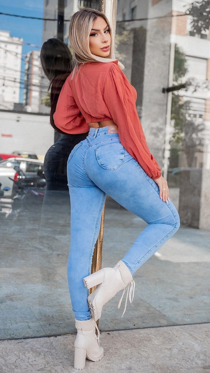 picture-of-leticia-longati