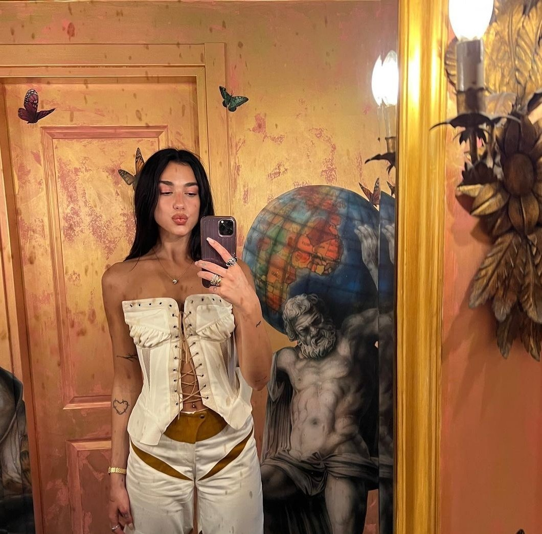 Dua Lipa