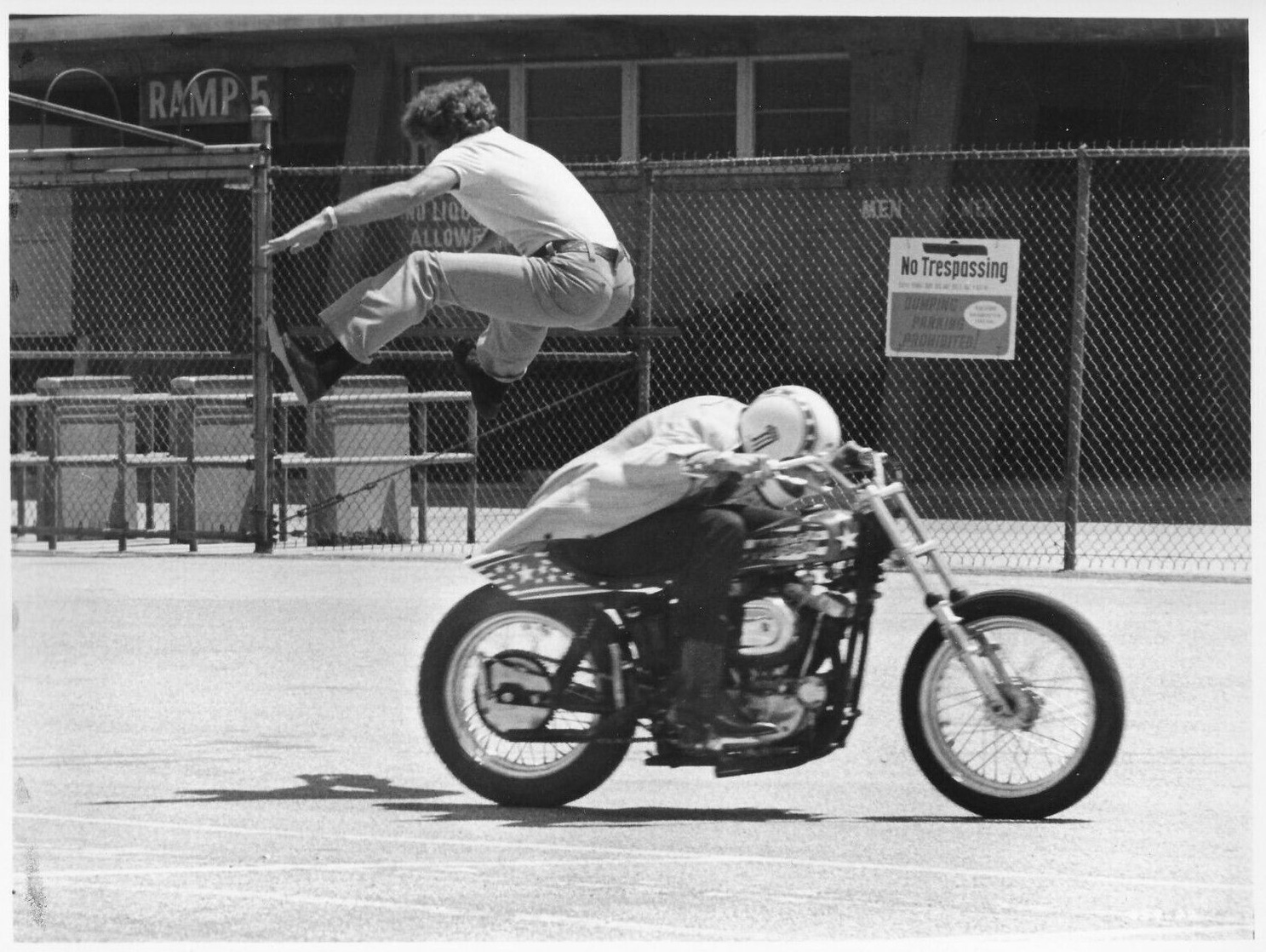 Viva Knievel!