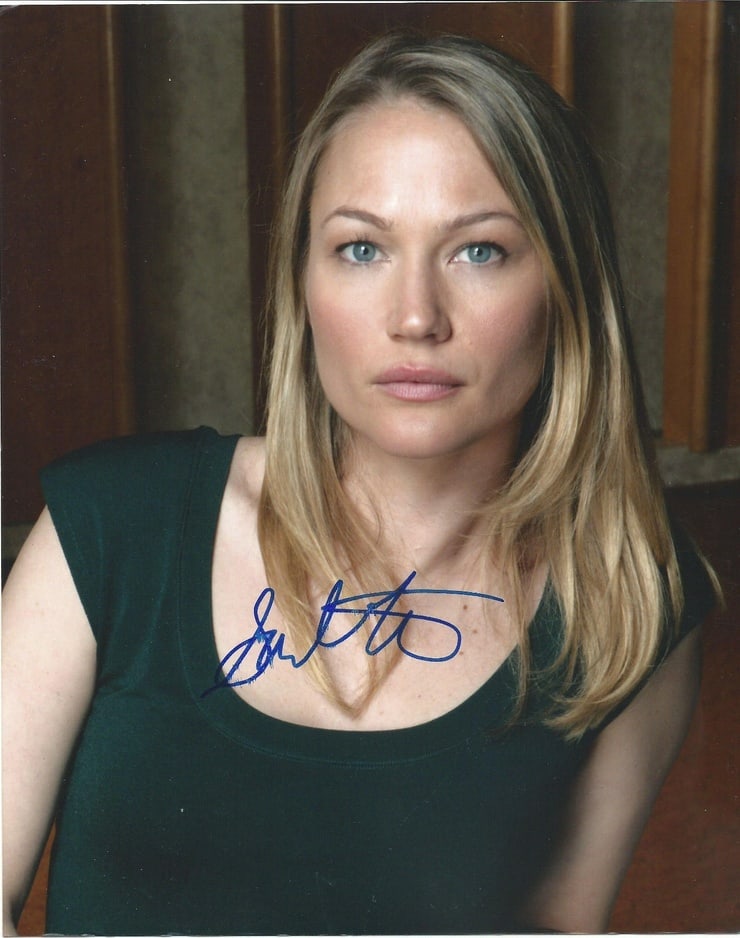 Picture of Sarah Wynter