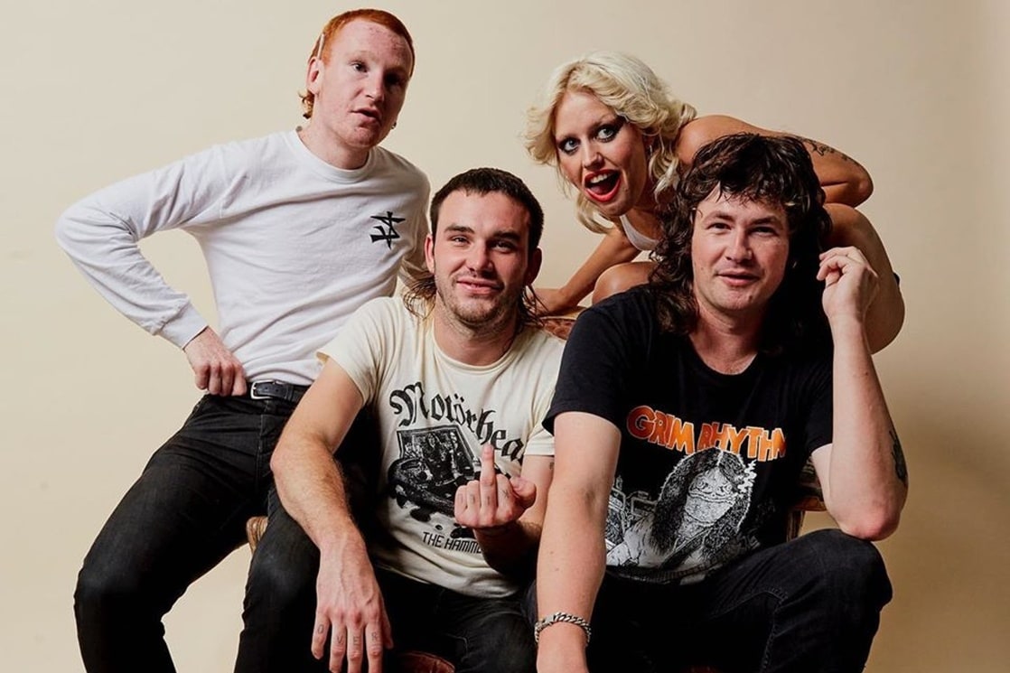 Amyl and the Sniffers