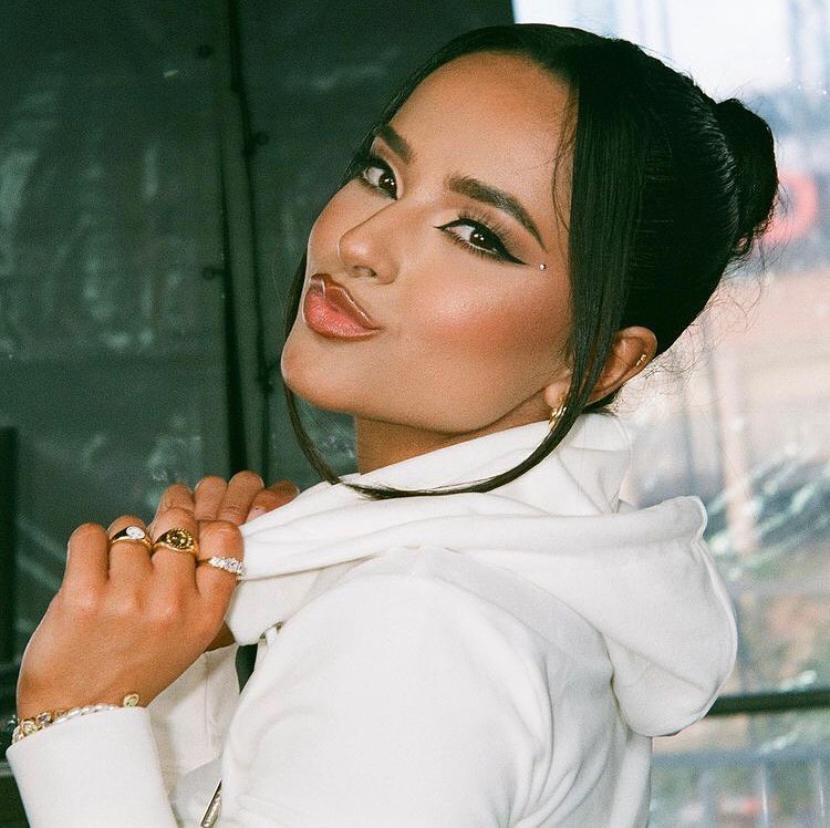 Becky G.