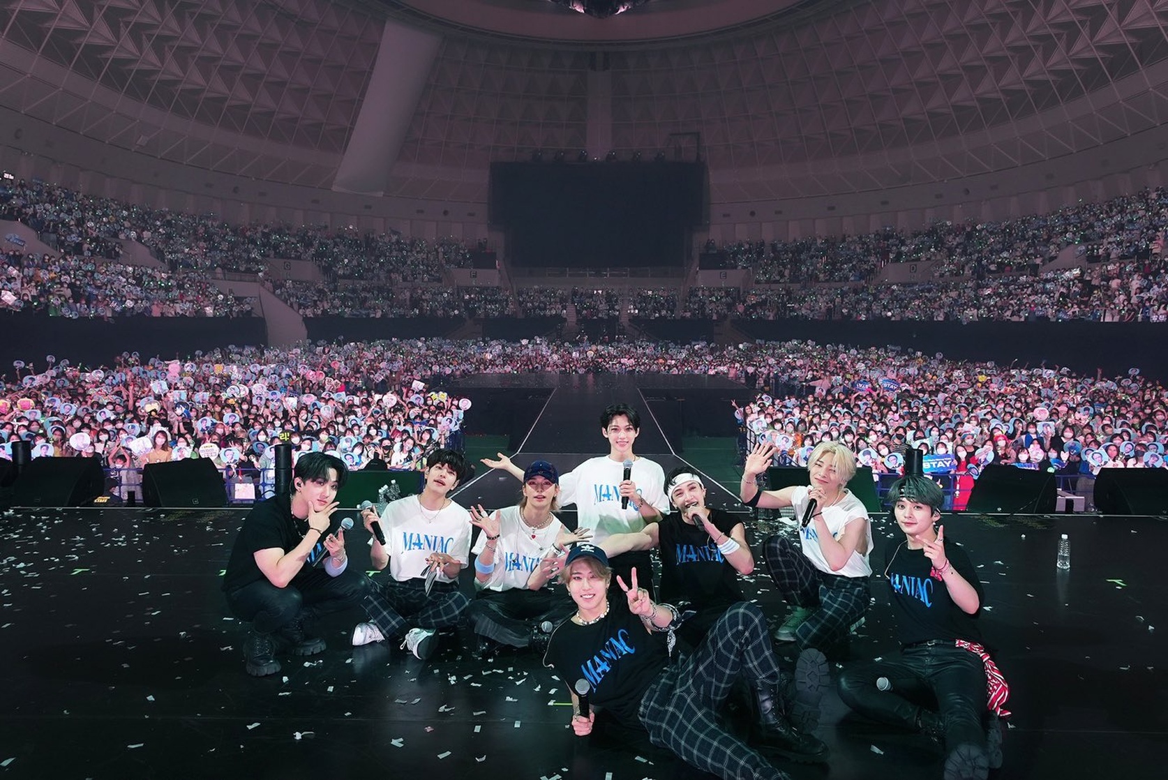 Stray Kids