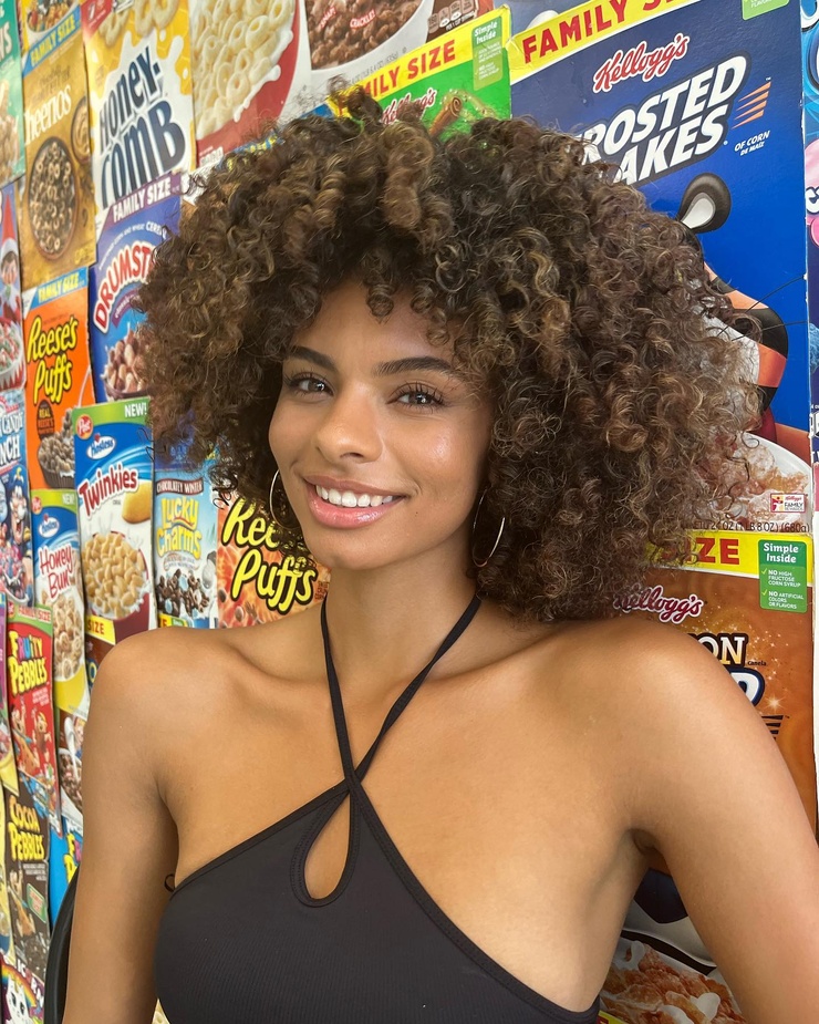 Picture of Ally Renee