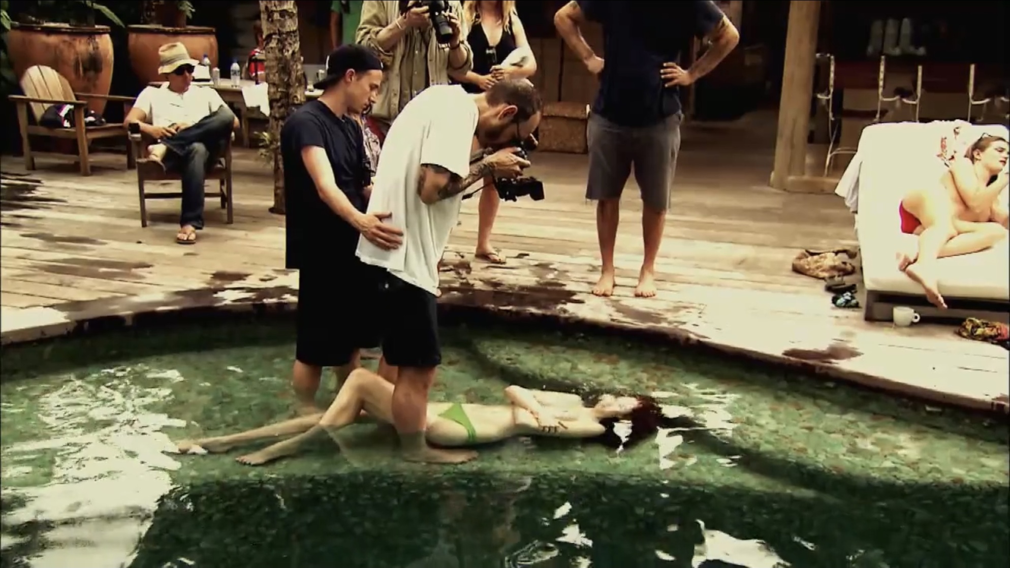Pirelli Calendar 2010 (The Making of)