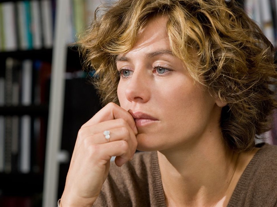 Cécile De France