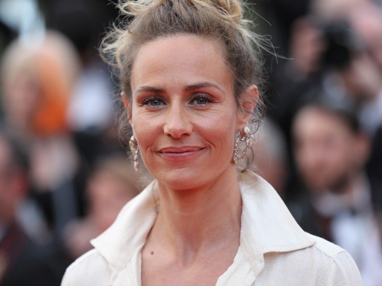 Cécile De France