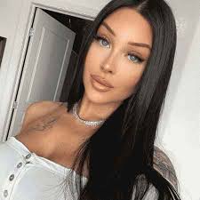 Picture of Valerie Cossette.