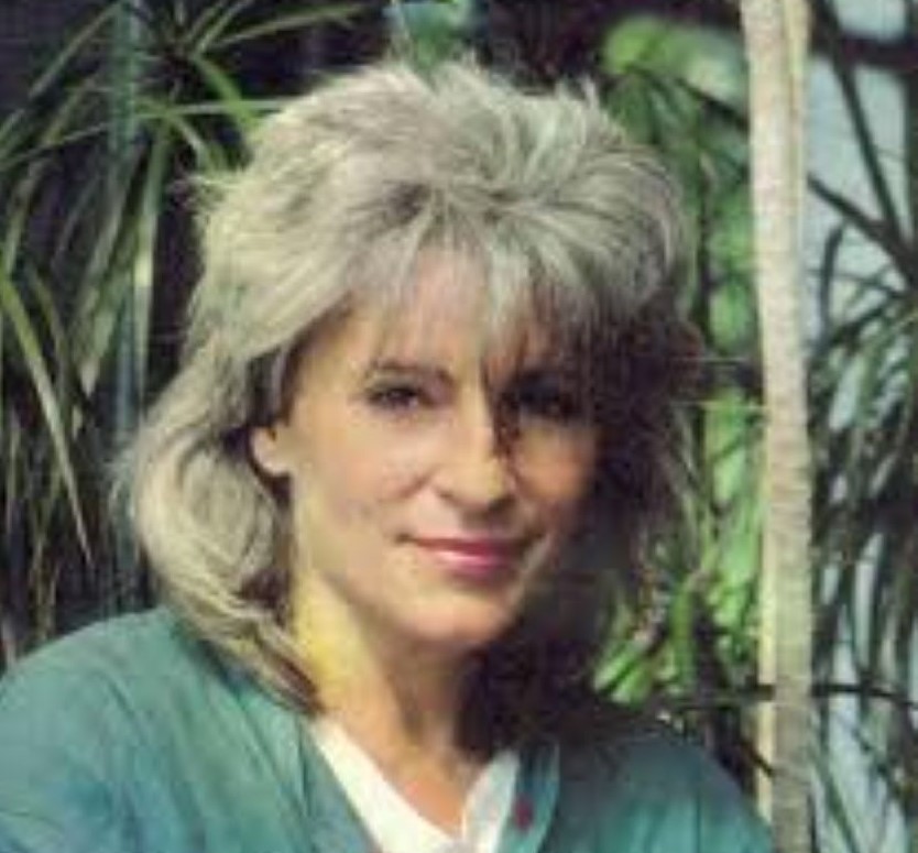 Catherine Lara