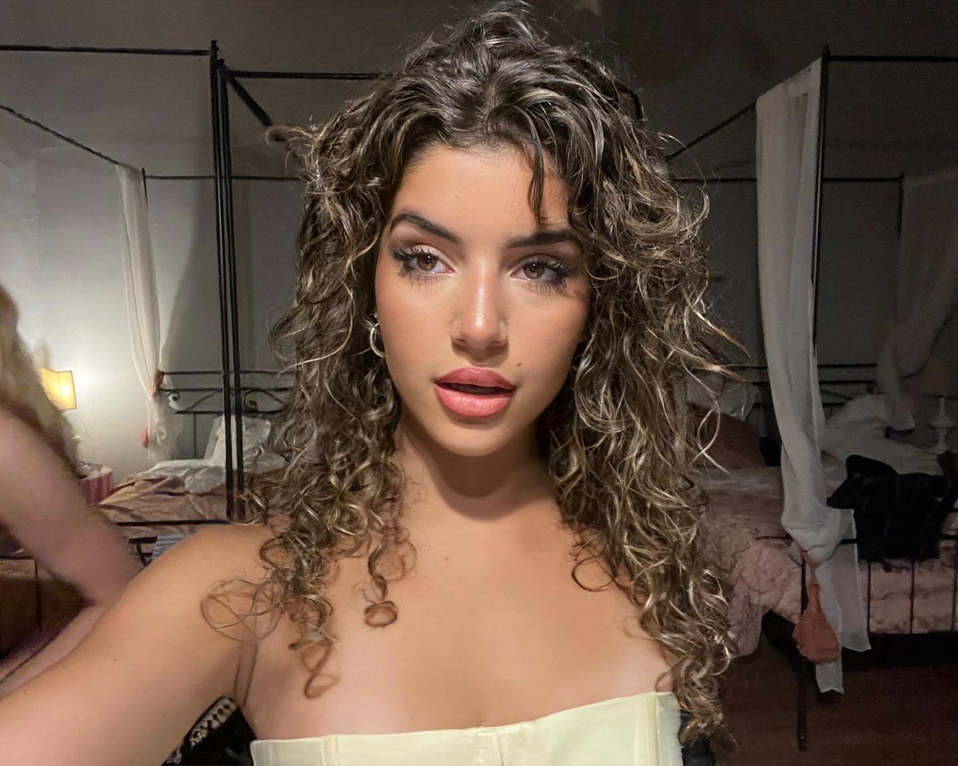 Zoe Gara