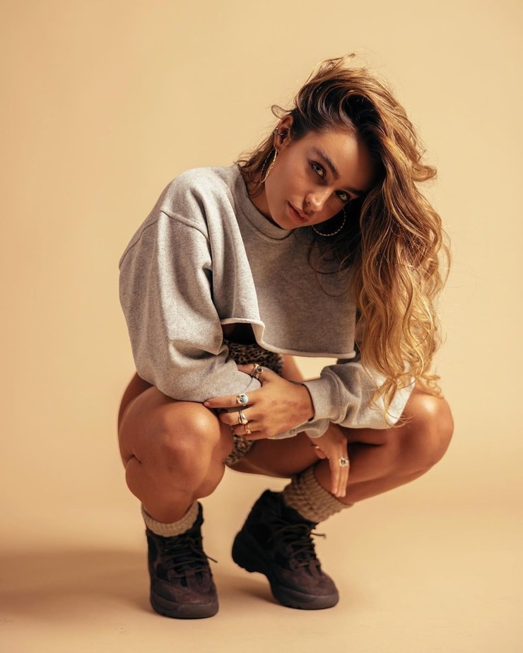 Picture Of Sommer Ray 3891