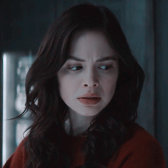 Conor Leslie image