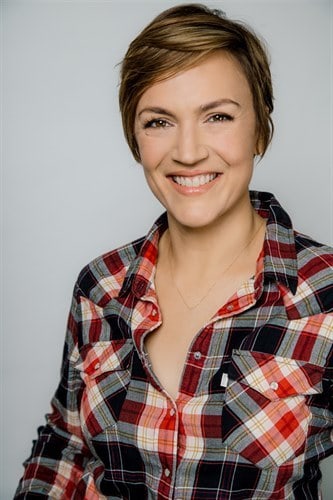Picture of Lesley Fera