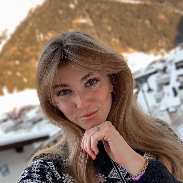 Annelie In 't Hout image