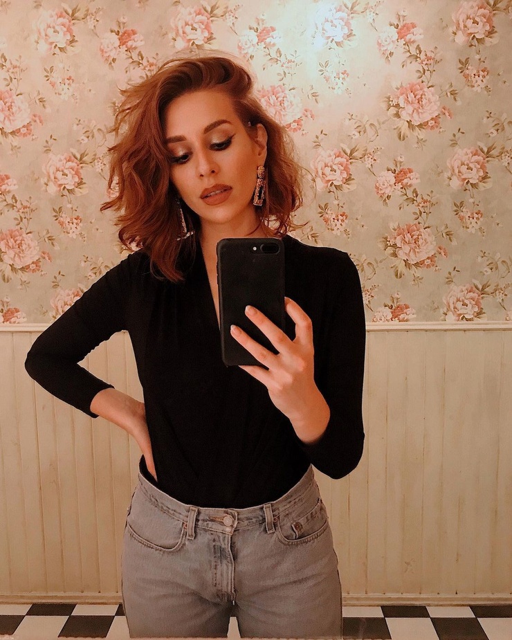 Picture of Charlotte Dobre