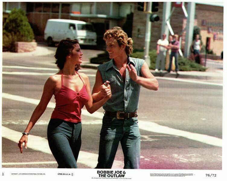 Bobbie Jo and the Outlaw Bobbie Jo and the Outlaw