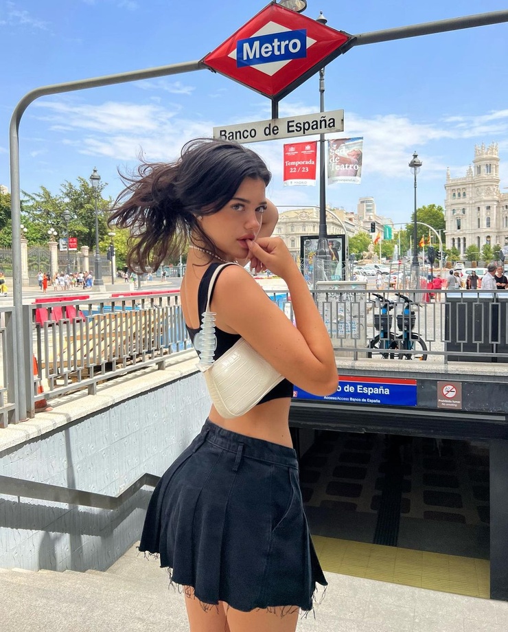 Vanessa Reinhardt image