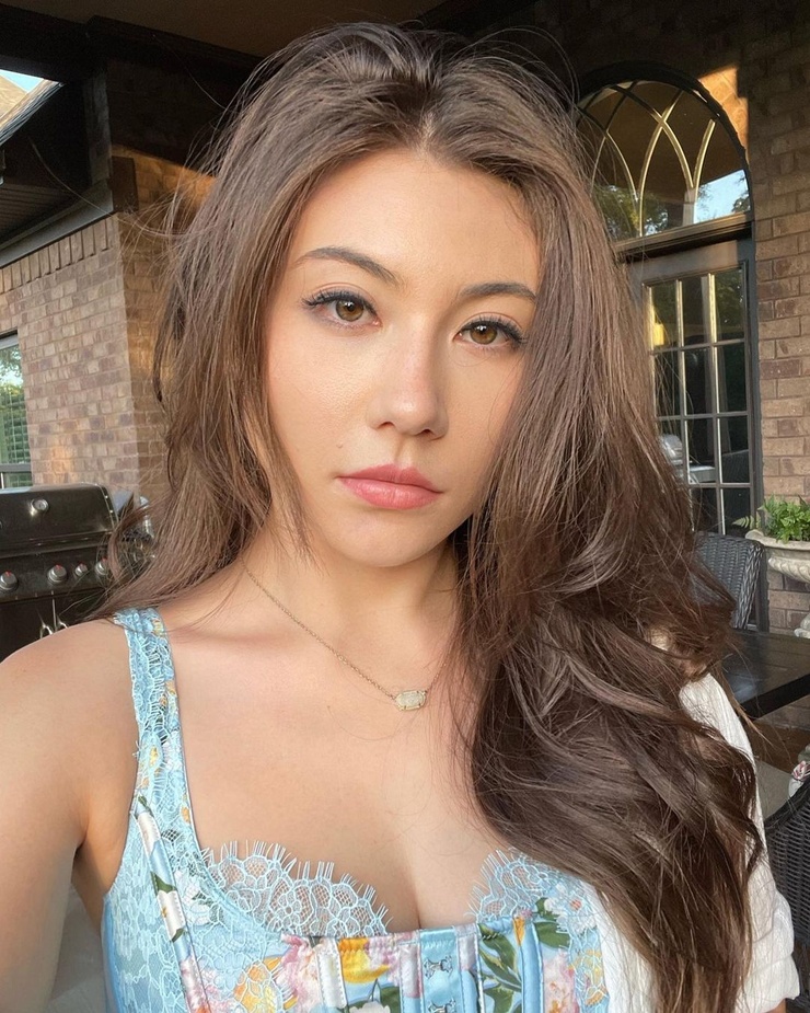 Picture of Sasha Emiri