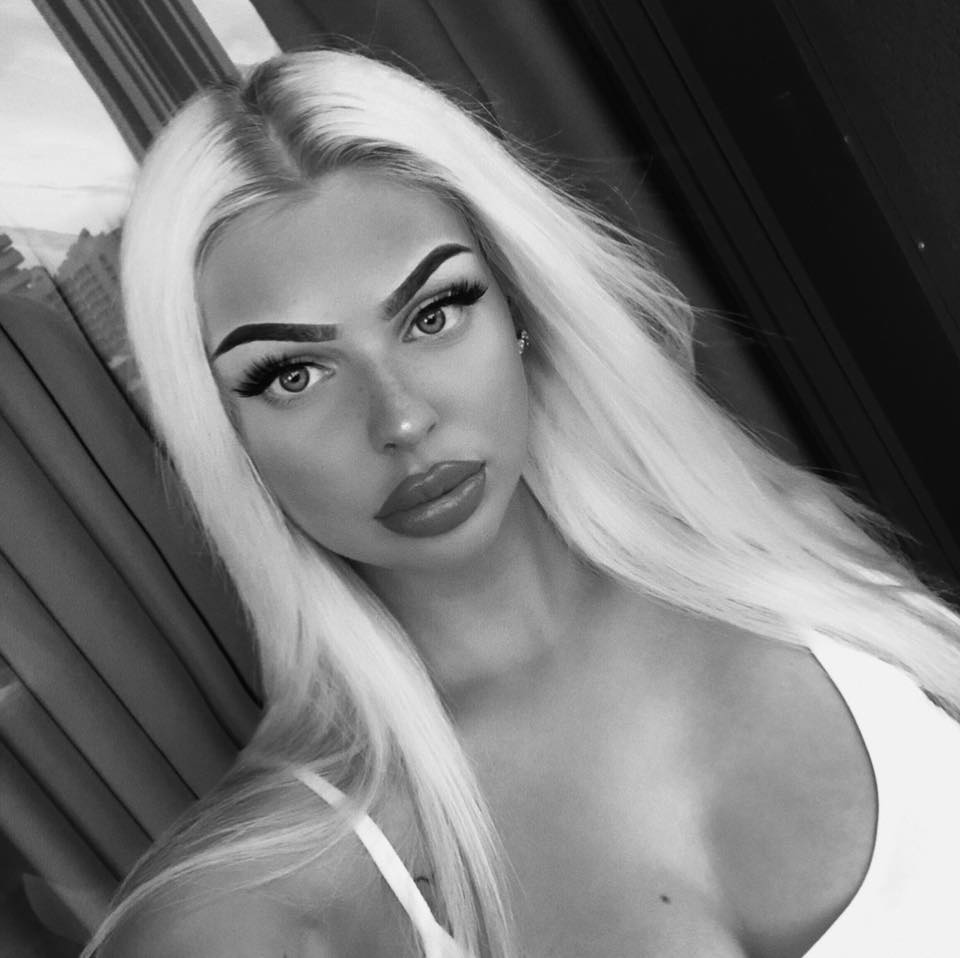Lily Bult